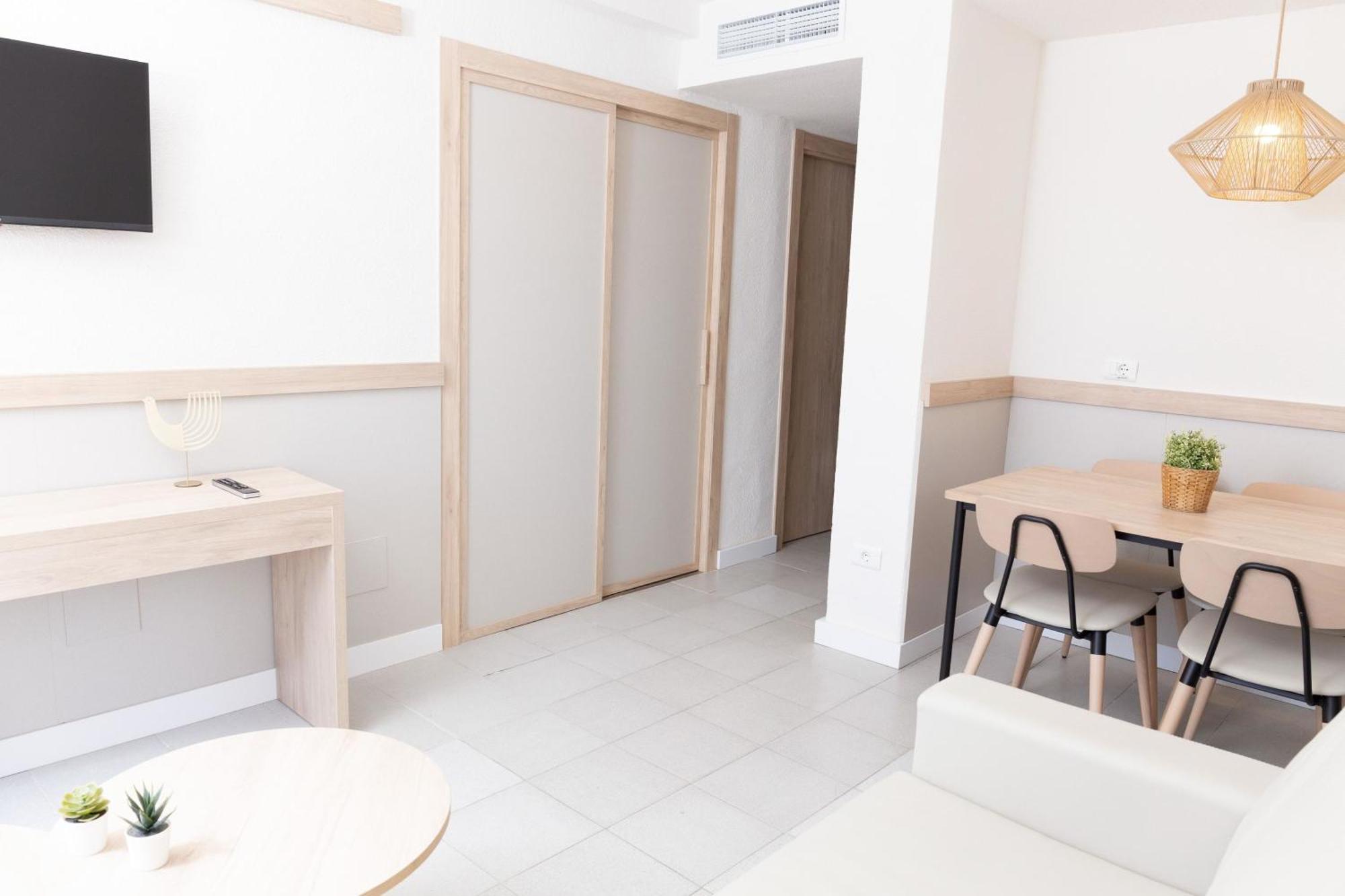 Dynastic Rooms Apartments Benidorm Luaran gambar
